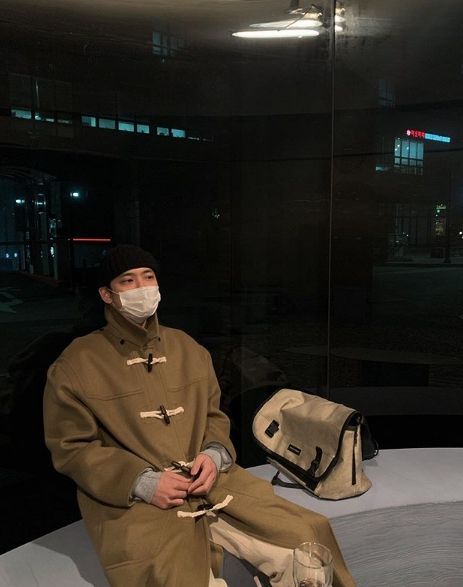 강정무, 인더성수 마스크 써도 남성미 물씬