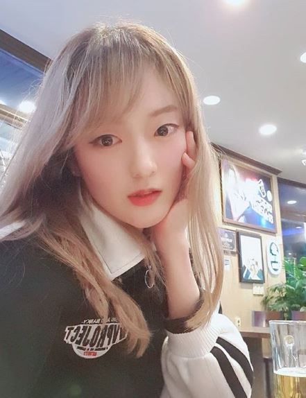 트위치티비(TV) 스트리머 다롱이, 물오른 미모에 시선 고정 예쁨 열매를 먹었나?