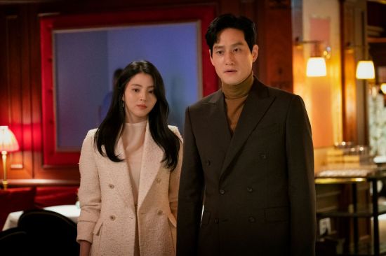 박해준, 분노 유발 이태오의 유일한 변호인