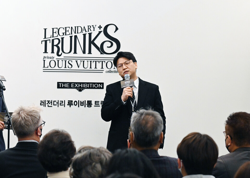[NC포토] 레전더리 루이비통 트렁크 전 인삿말을 전하고 있는 LPME 컴퍼니 김단 대표