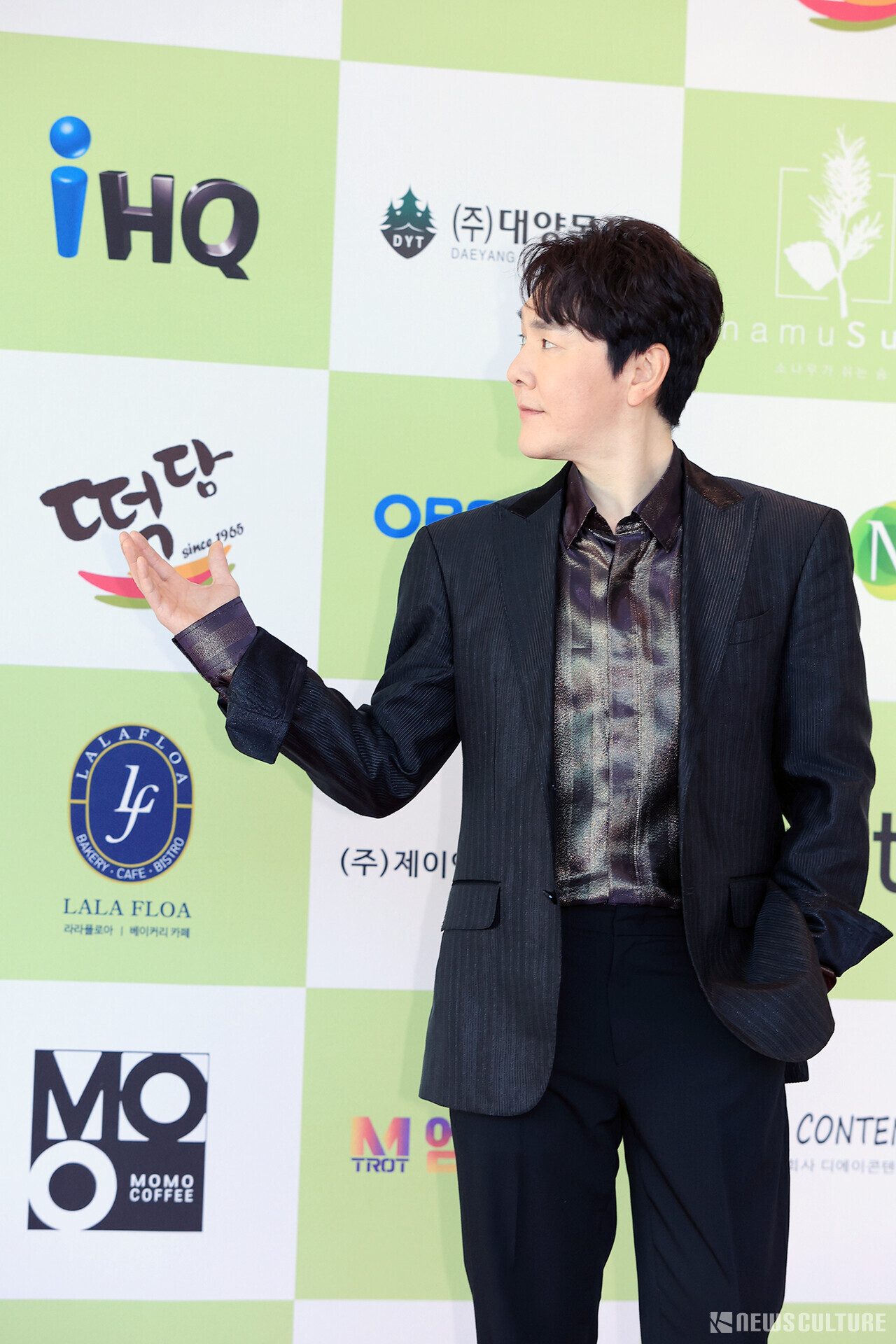고유진, 훤칠한 안녕 [NC포토]
