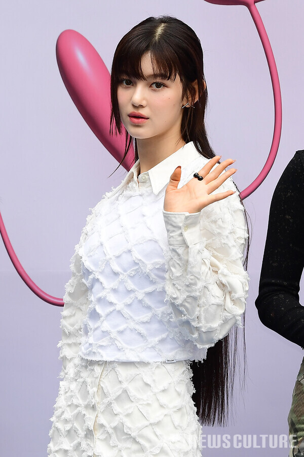 뉴진스 다니엘, 예쁜 하트인사[NC포토]