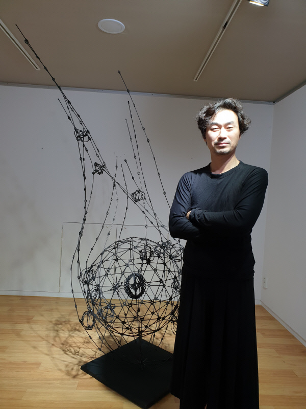 갤러리 팔조, 박선 물의 척추展