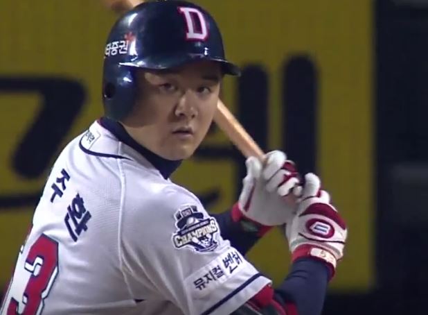 [KBO] '최주환 역전 만루포' 두산, PO 2차전서 NC 대파