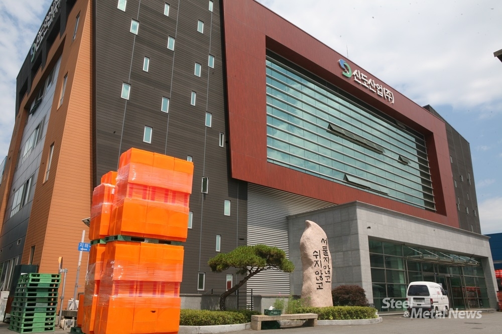 (업체탐방) 신도산업, 고품질 가드레일로 국내 건설 수요 확보