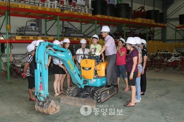 농기계 다루기 참 쉽죠?