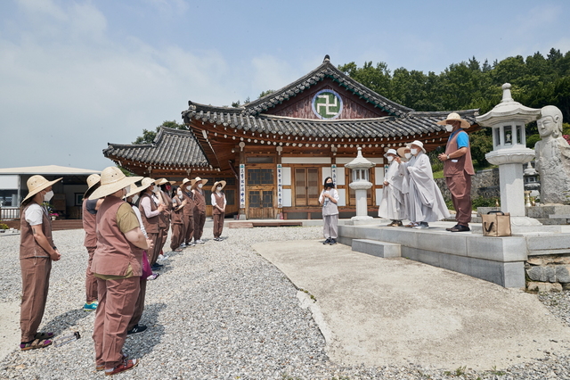 미군 가족 아산에서 행복한 하루 very very good.. 외암민속마을과 송암사에서 탬플스테이..