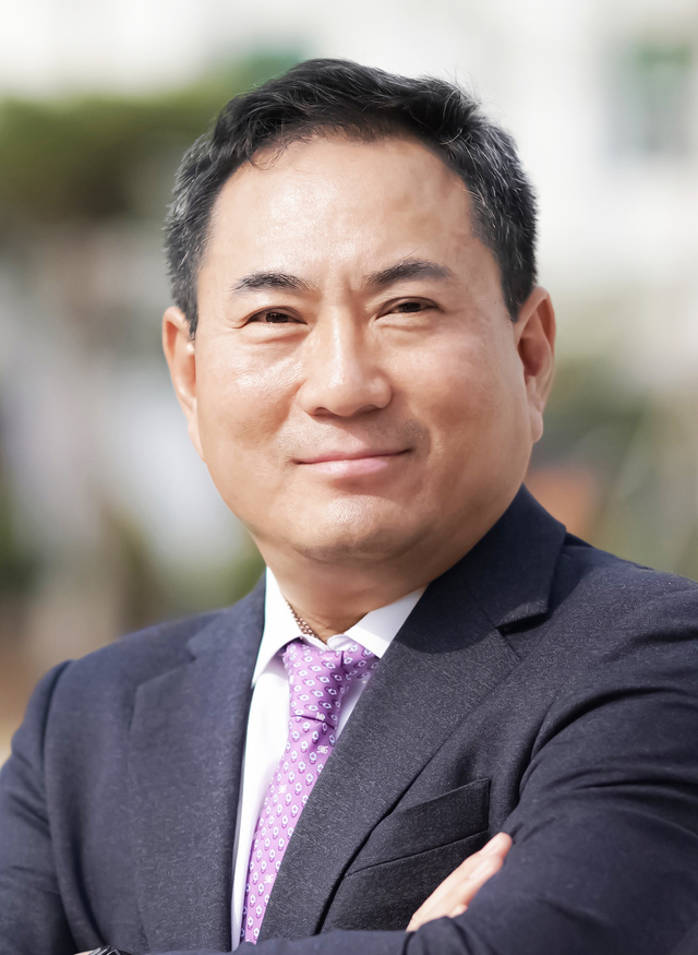 풍향계/ 학예직 박물관장 시대를 열자