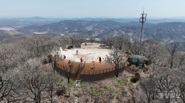 아산시, 광덕산 정상 전망대 설치