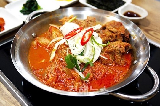 밥도둑 돼지갈비 김치찜, 반찬 도둑 갓 도정 쌀밥
