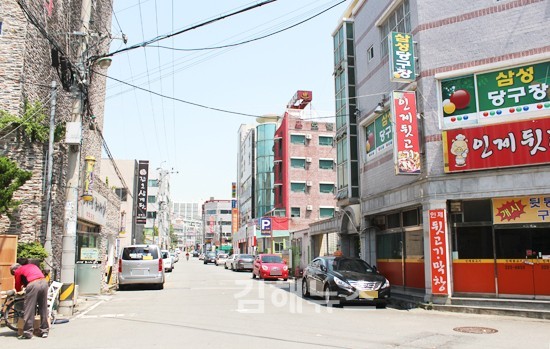 분성로 따라 접근성 좋아 음식점 성업