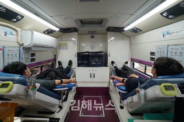 김해문화재단, 사랑의 헌혈 통해 헌혈문화 동참