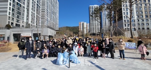 양산 동면 사송더샵데시앙 입주민들 환경정화활동 실시