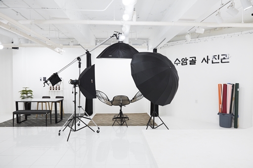 청주 스튜디오 수암골 사진관 1인 체제 운영, 감성 담은 촬영은 기본, 책임 있는 결과물까지