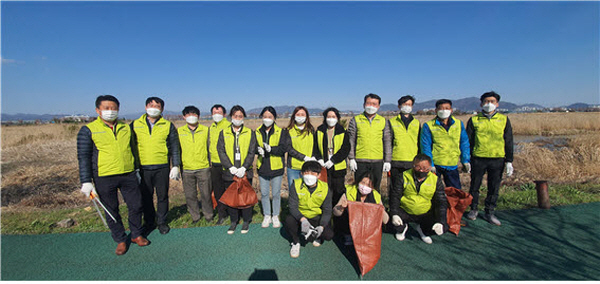 한국석유관리원 영남본부, 환경정화ㆍ생필품 나눔