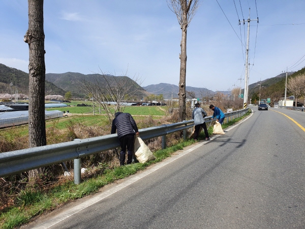 밀양 동산마을 자전거 동호회, 도로변 조성 환경정비