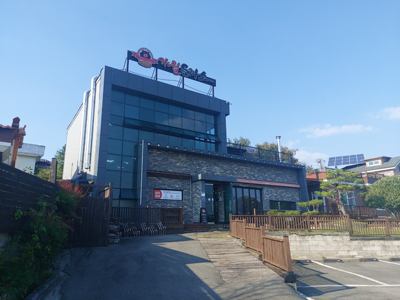 손님들이 맛있게 먹고 행복한 표정 지을 때 보람 느껴요