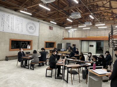 `청년 있어 행복한 거창` 함께 만들어요