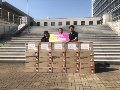 한국앰코， 사천 취약계층 아동에 과자 선물세트