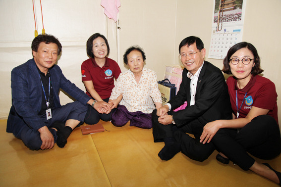 금산군, 추석맞이 홀로사는 어르신 위문