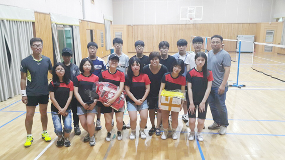 우리학교 키다리아저씨들 68 CHDS회 근흥중학교 배드민턴 동아리 적극 후원
