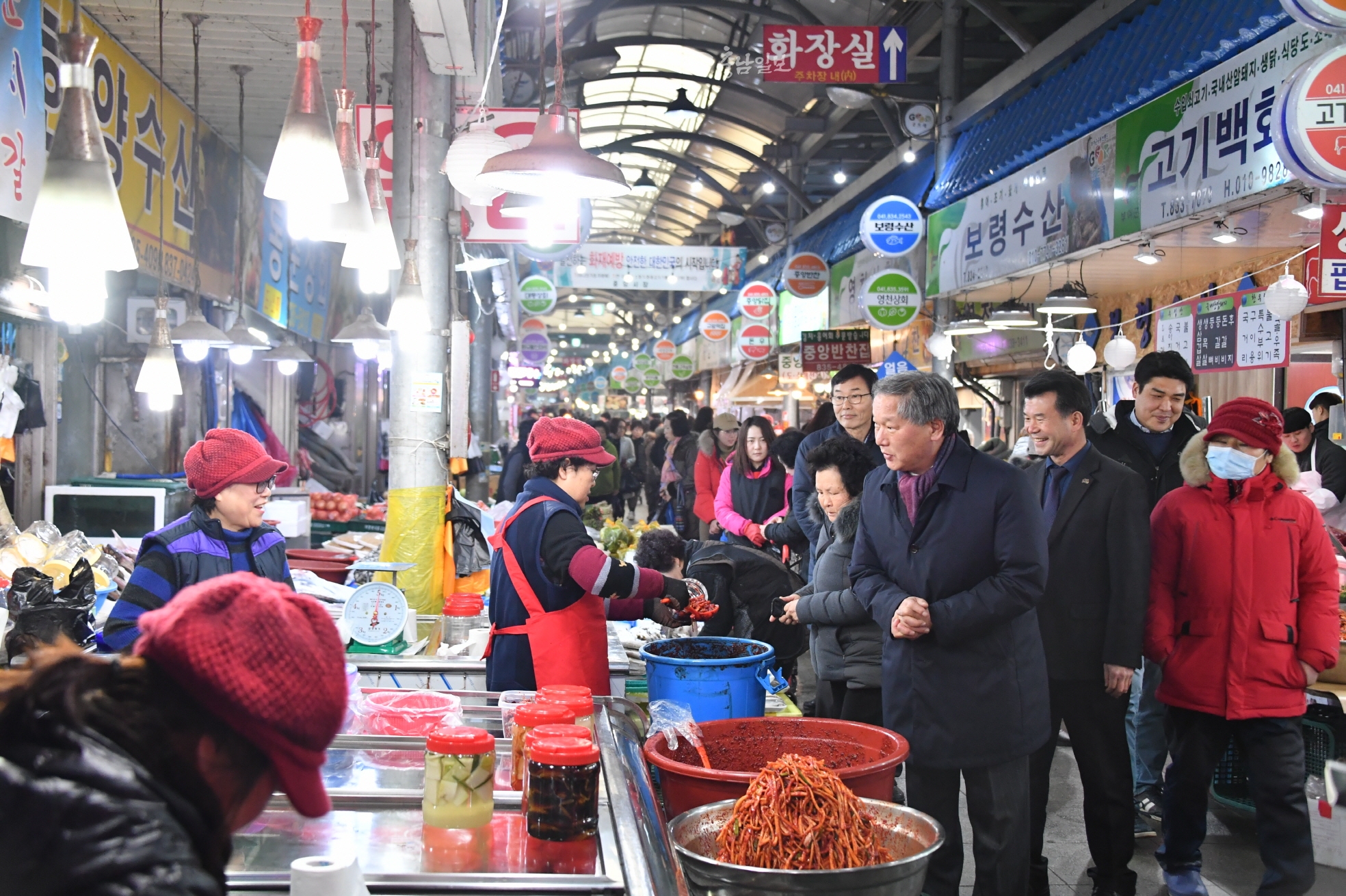 부여군수, 설명절 맞이 전통시장 방문 격려