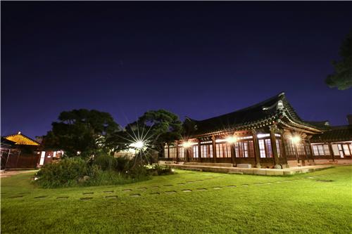 110년 역사와 숨결 가득한 곳, 전주 인재고택 학인당