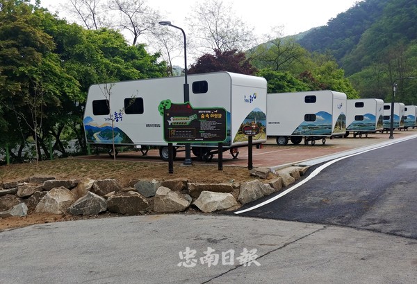봉황자연휴양림 숲속야영장