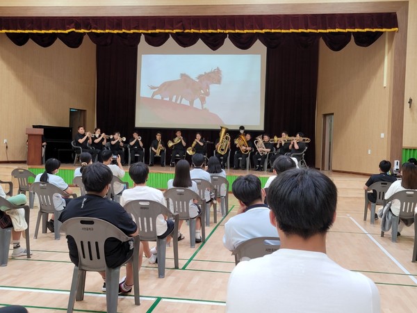 서천군 서면중학교, 한빛예술단 장애인식개선 문화예술공연 실시