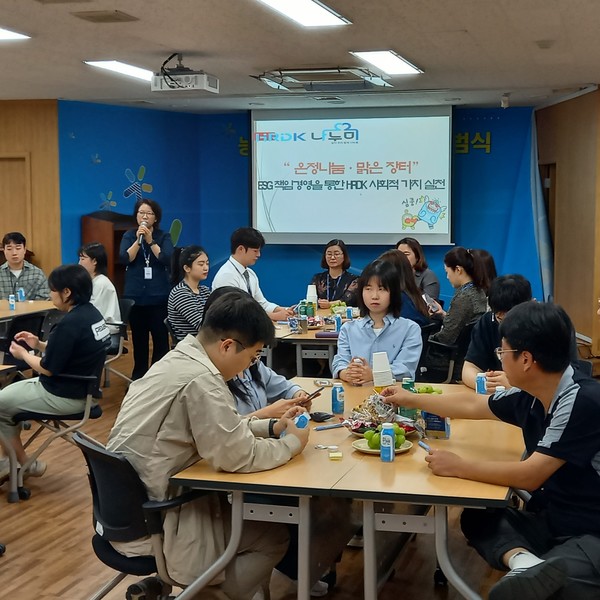 산업인력공단 대전본부, 추석맞이 온정 나눔·맑은 장터 행사 진행