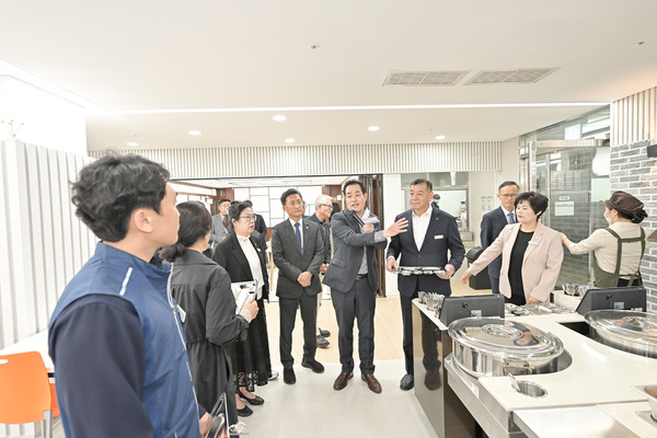 공주시, 시청 구내식당 새단장…쾌적한 환경·양질의 식단 제공