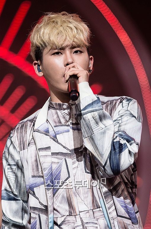 [포토]인피니트 호야 금발헤어~