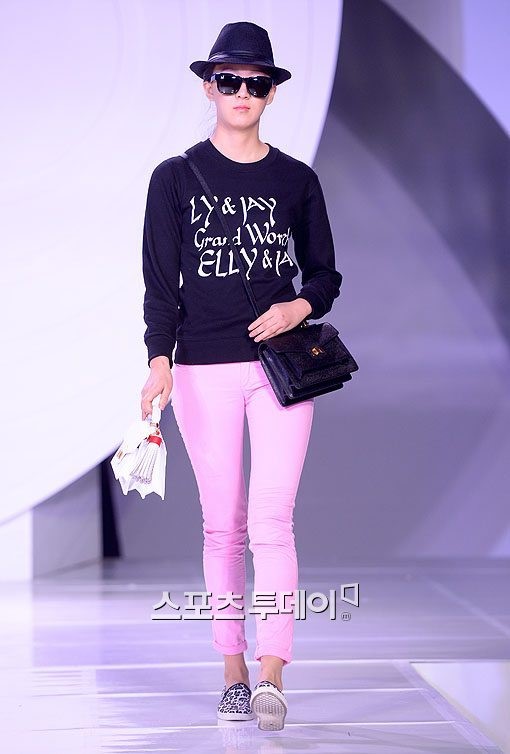 [포토]엘리앤제이 컬렉션, 시크한 패션