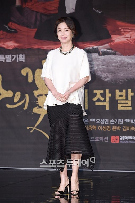 [포토]김미숙, 감출수 없는 우아한 여성미