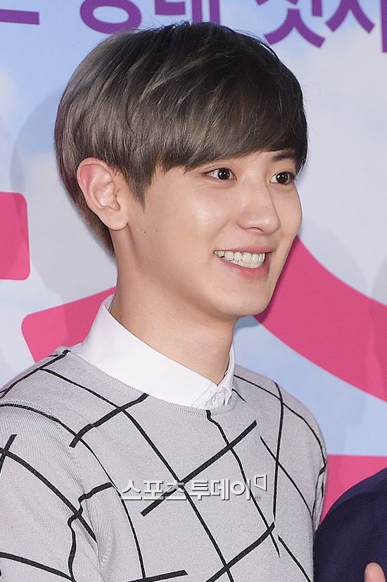 [포토]찬열, 여심 설레게하는 미소[스포츠투데이]