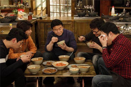 집밥 백선생 새해 첫 메뉴 육개장…20분이면 충분한 백종원표 약식 육개장 비법은?