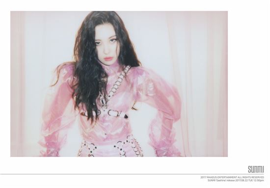 선미, 고혹美 폭발 가시나 콘셉트 포토