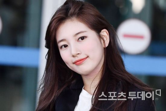 [ST포토] 수지, 잡티 없는 꿀피부