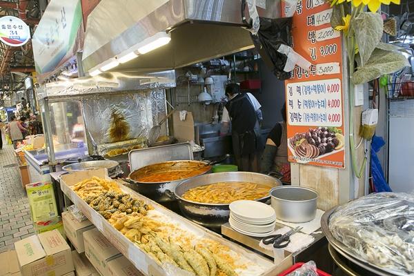 제주 동문시장 제주서울떡볶이, 2018 고객만족대상 선정…김떡순 세트 인기