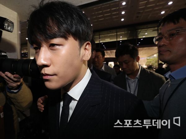 [ST포토] 승리 무표정 