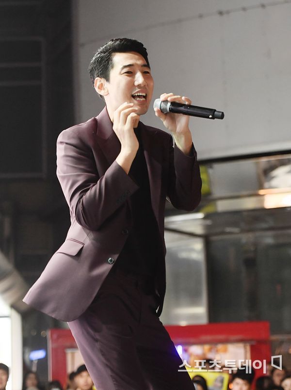 [ST포토] 영기, 흥을 올리는 한잔해