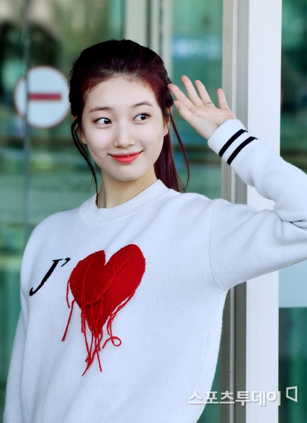[ST포토] 수지, 파리 다녀올게요~