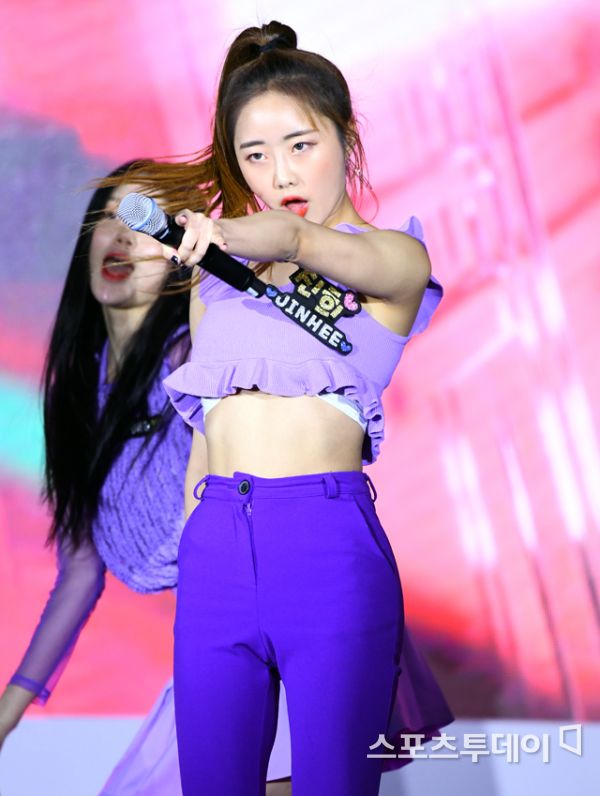 [ST포토] 러스티 진희, 군살 제로 복근