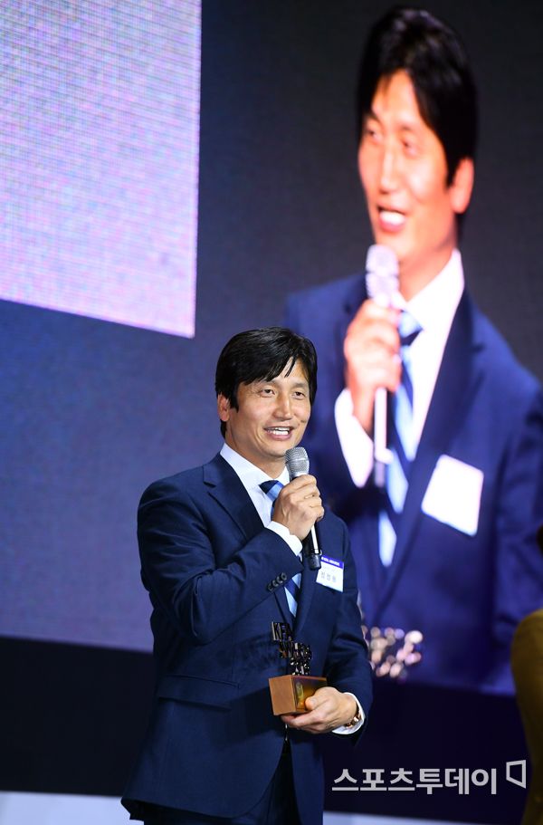 [ST포토] 장정용 감독 언제든 불러주세요