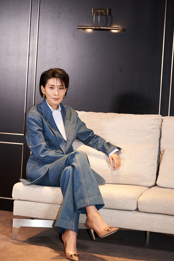 김서형 성공한 커리어 우먼 연기, 여성 팬 많아져 [인터뷰 스포일러]