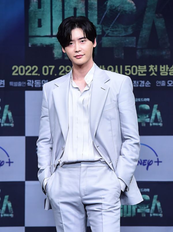 [ST포토] 이종석 완벽한 변호사 비주얼