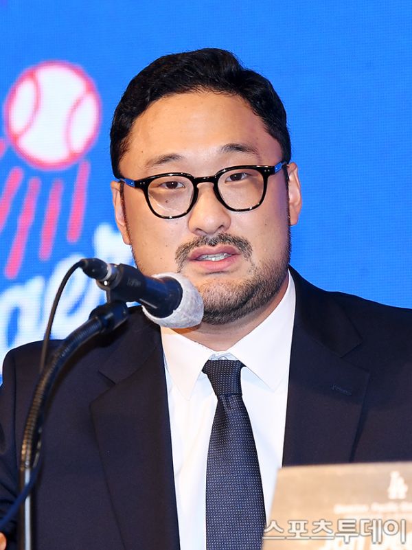 [ST포토] 장현석 LA 다저스 입단 기자회견