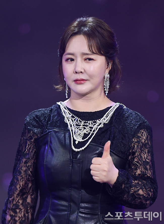 [ST포토] 금잔디 엄지척 무대