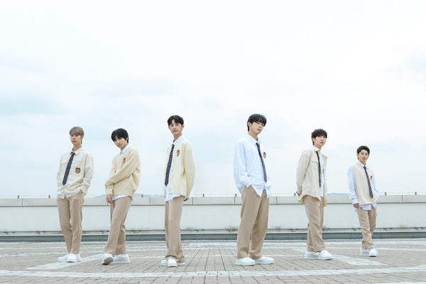 나인투엔터 첫 보이그룹 3WAY 프로젝트, 시그널송 ON MY WAY 발표