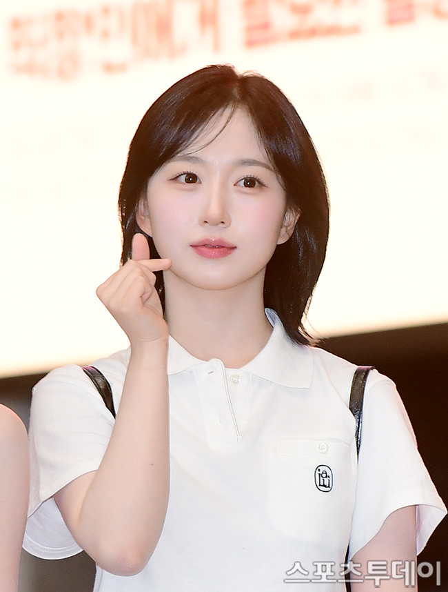 [ST포토] 엔믹스 혜원, 사랑스러운 하트
